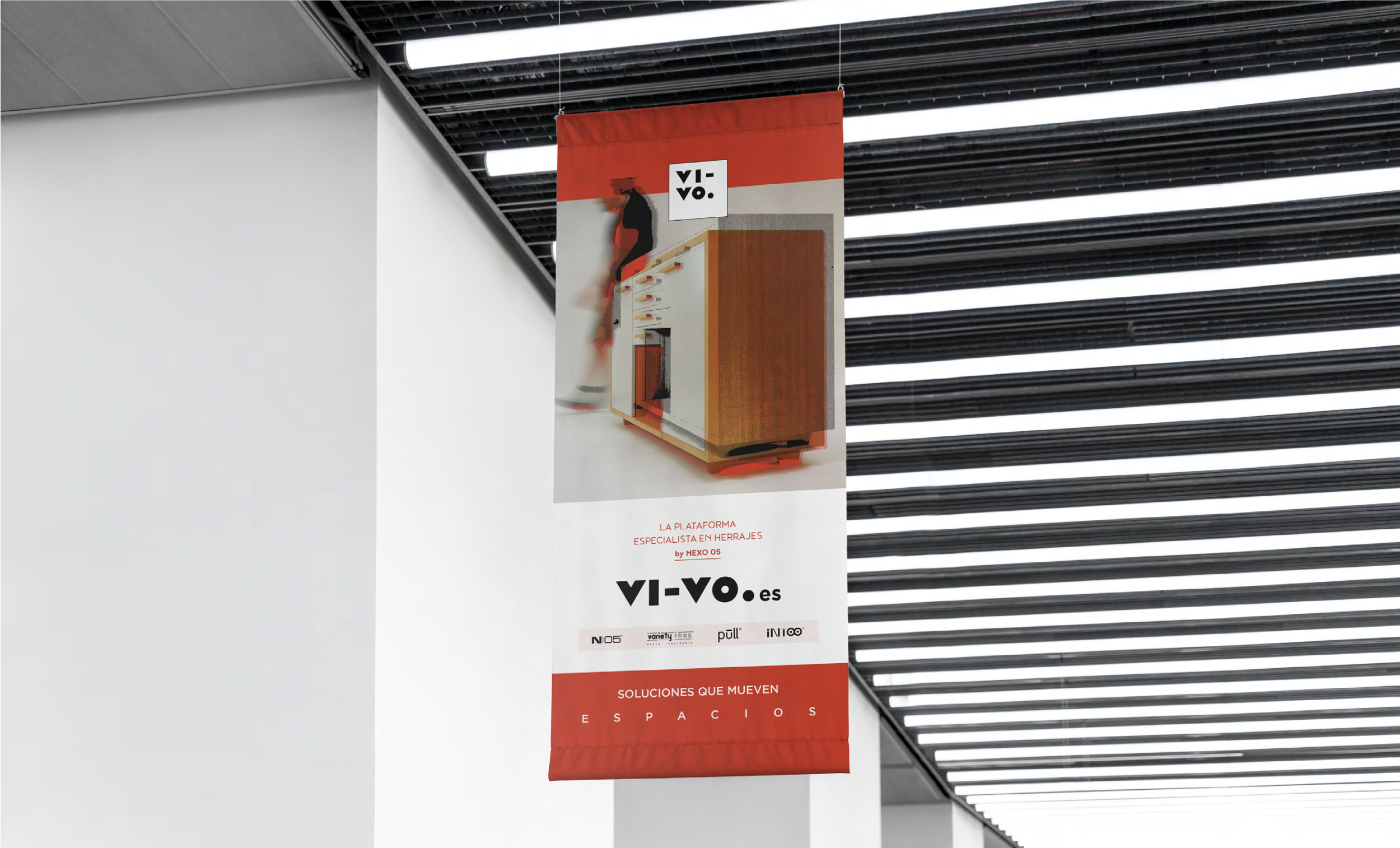Diseño banderola Vivo por agencia de publicidad en Malaga Cuatrocento